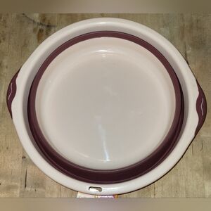 NEW Collapsible mixing bowl